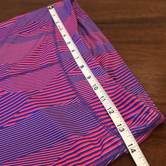 Under Armor Heat Gear Leggings Purple and Pink-Youth Large - Picture 5 of 6